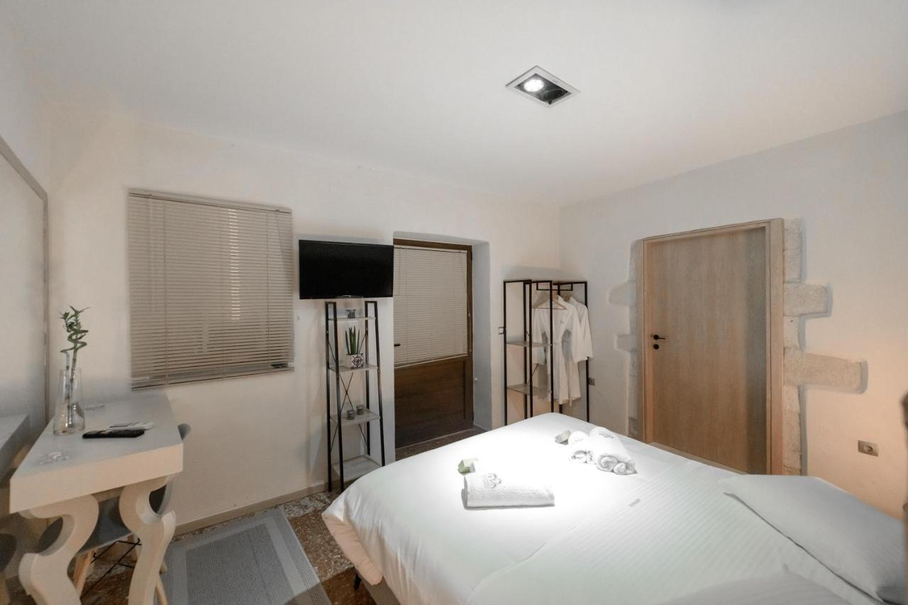 Athina House Spa & Hammam Arkhondikí エクステリア 写真