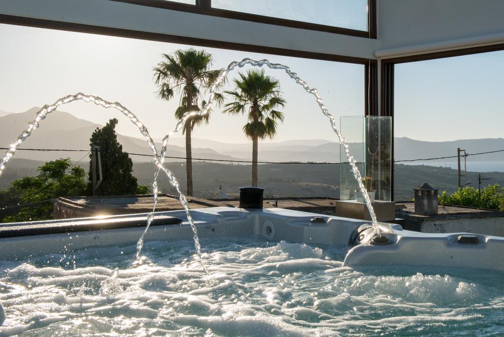 Athina House Spa & Hammam Arkhondikí エクステリア 写真