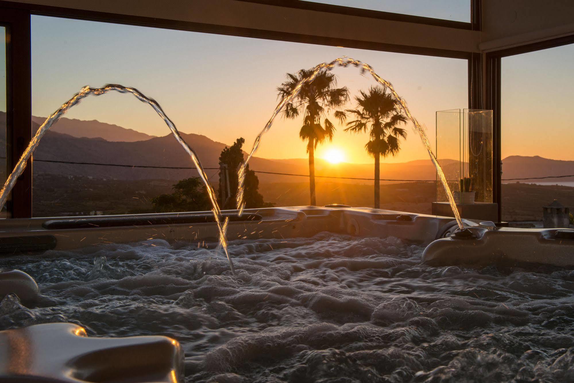 Athina House Spa & Hammam Arkhondikí エクステリア 写真